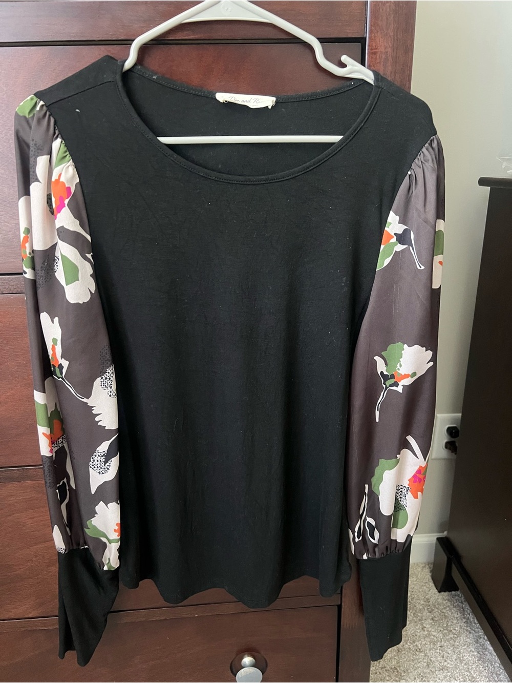 Doe & Rae Black Top with Floral Long Sleeves